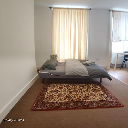 Flat 2 Douglas Head Road Екстериор снимка
